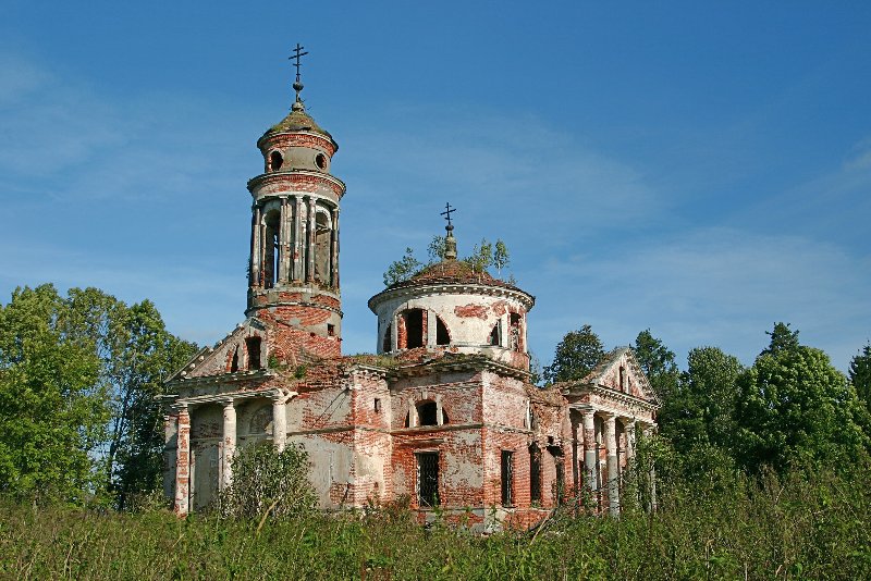 Знаменская церковь села Теплое